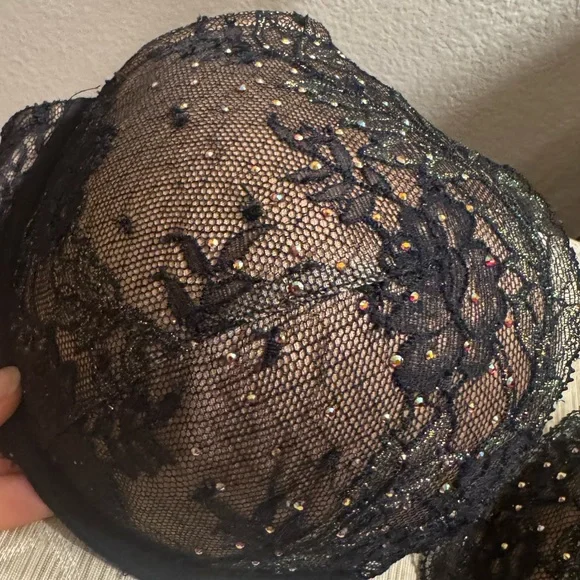 Victoria's Secret Black Lace Push-Up Bra 34E - Picture 10 of 11